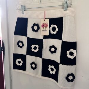Entro Black and White Floral Mini Skirt
